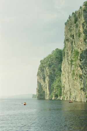 Makinaw Lake cliff